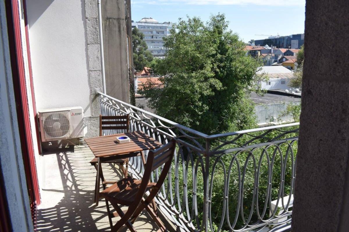 Liiiving In Porto - Vintage Balcony Apartment Экстерьер фото